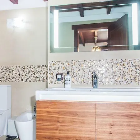 Дом отдыха Moraditas, Con Piscina Privada *