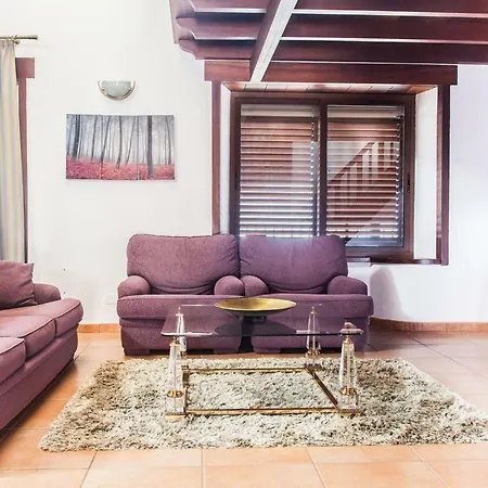 Moraditas, Con Piscina Privada